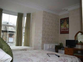 Guest house Thorneyfield 4*
