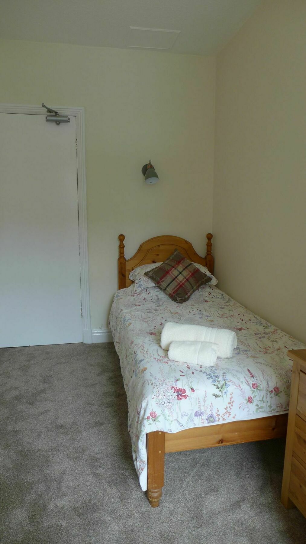 Thorneyfield Guest house 4*